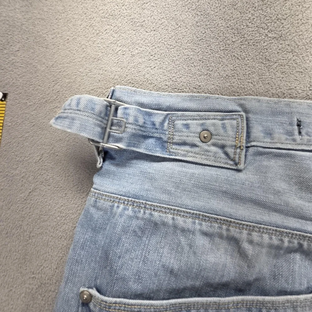 Levis important sizing